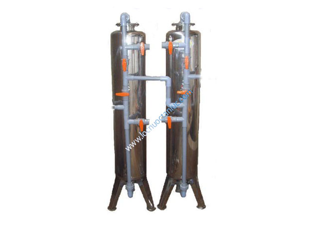 Hệ thống lọc nước cột Inox - Máy Lọc Nước Tân Tấn Lực - Công Ty TNHH Thương Mại Dịch Vụ Kỹ Thuật Tân Tấn Lực